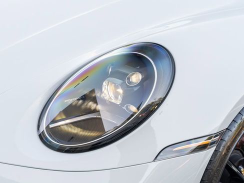 Used 2023 Porsche 911 Carrera S RWD image 28