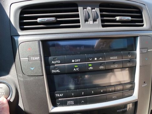 Used 2012 Lexus IS 250 image 21