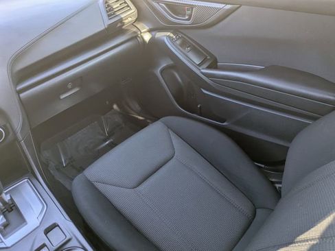 Used 2023 Subaru Crosstrek 2.0i image 18