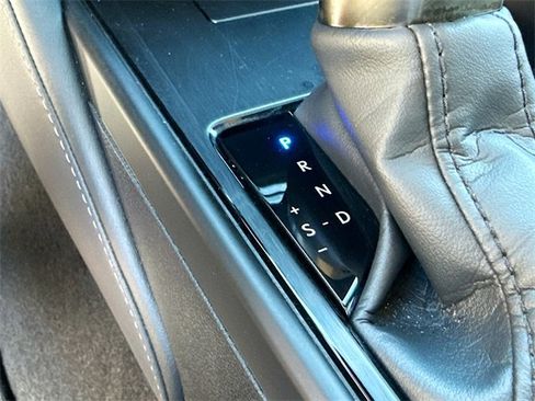 Used 2024 Lexus ES 350 w/ Luxury Package image 29