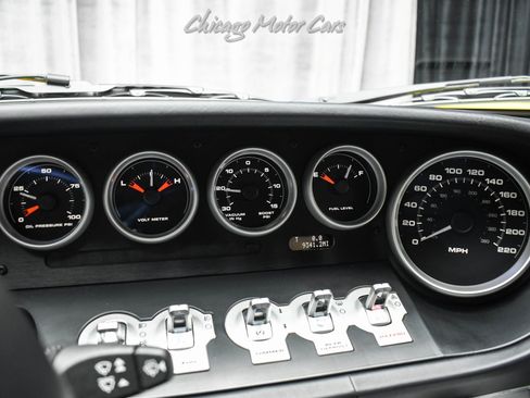 Used 2005 Ford GT image 11