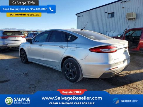 Used 2019 Ford Fusion S image 3