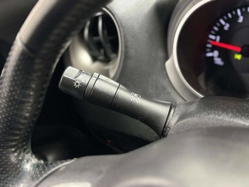 Used 2013 Nissan Juke SL image 33