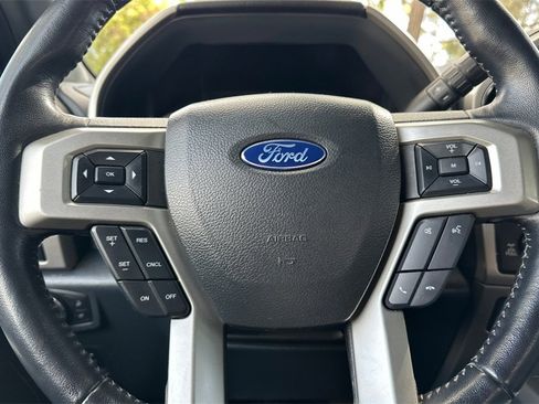 Used 2022 Ford F250 Lariat w/ Lariat Ultimate Package image 23