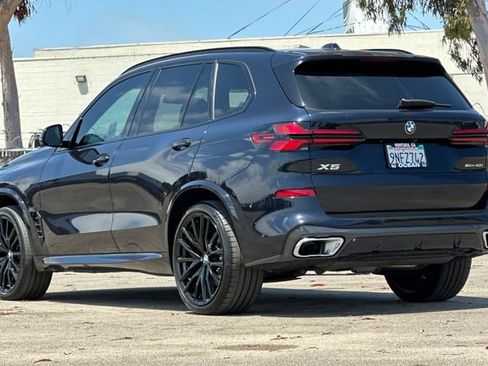 Used 2025 BMW X5 sDrive40i w/ M Sport Package RWD image 6