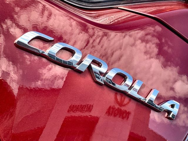 Used 2024 Toyota Corolla LE FWD image 43