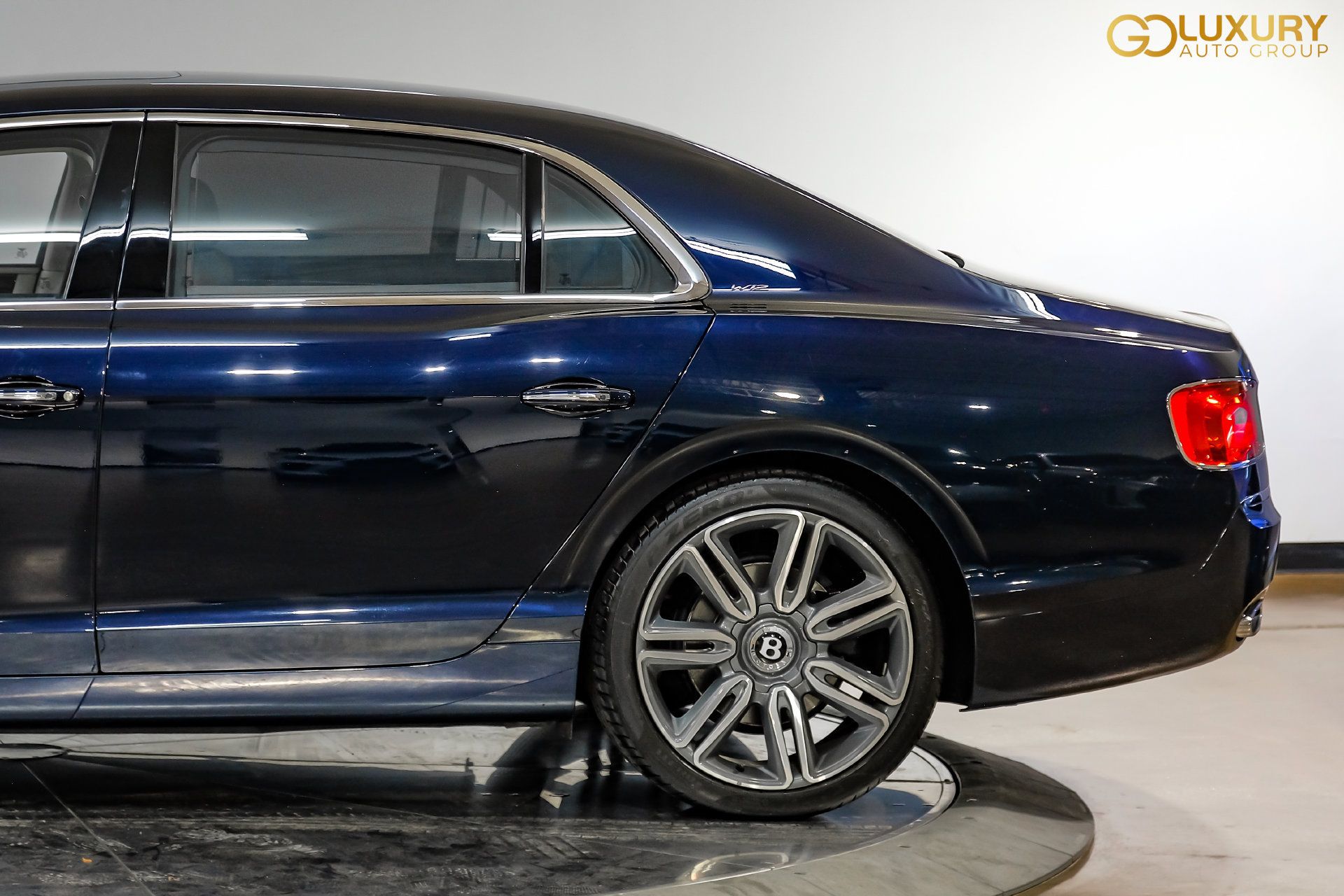 Used 2018 Bentley Flying Spur W12 AWD/4WD image 20