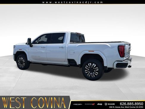 Used 2024 GMC Sierra 2500 Denali Ultimate w/ Max Trailering Package AWD/4WD image 5