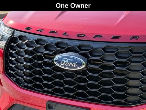 Used 2026 Ford Explorer ST-Line w/ Premium Package RWD image 6