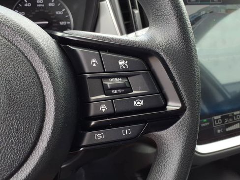 Certified 2025 Subaru Crosstrek 2.5i Premium AWD/4WD image 39