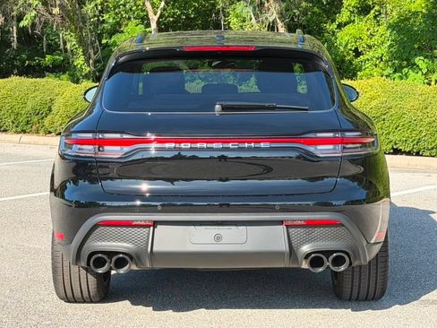 Certified 2026 Porsche Macan AWD/4WD image 20