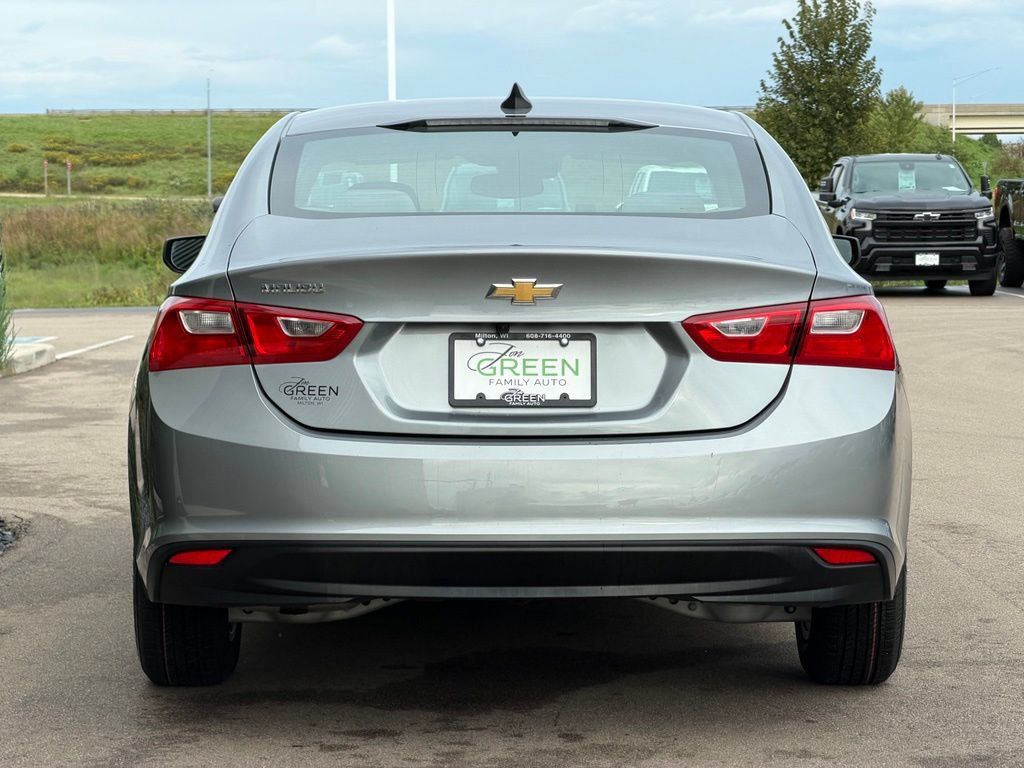 Used 2023 Chevrolet Malibu LS FWD image 8