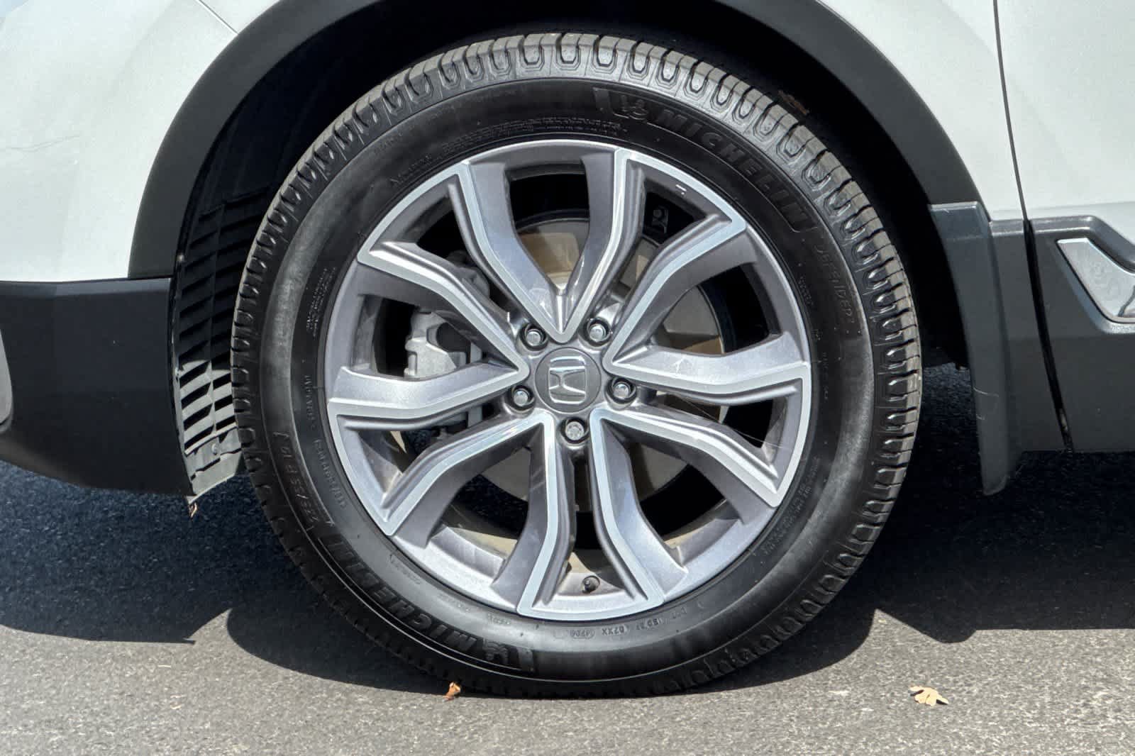 Used 2020 Honda CR-V Touring image 27