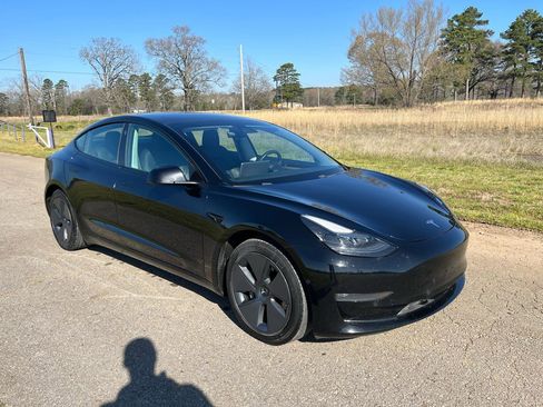 Used 2021 Tesla Model 3 Long Range image 2