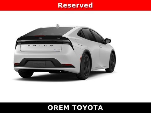 New 2027 Toyota Prius Plug-In Hybrid FWD image 9