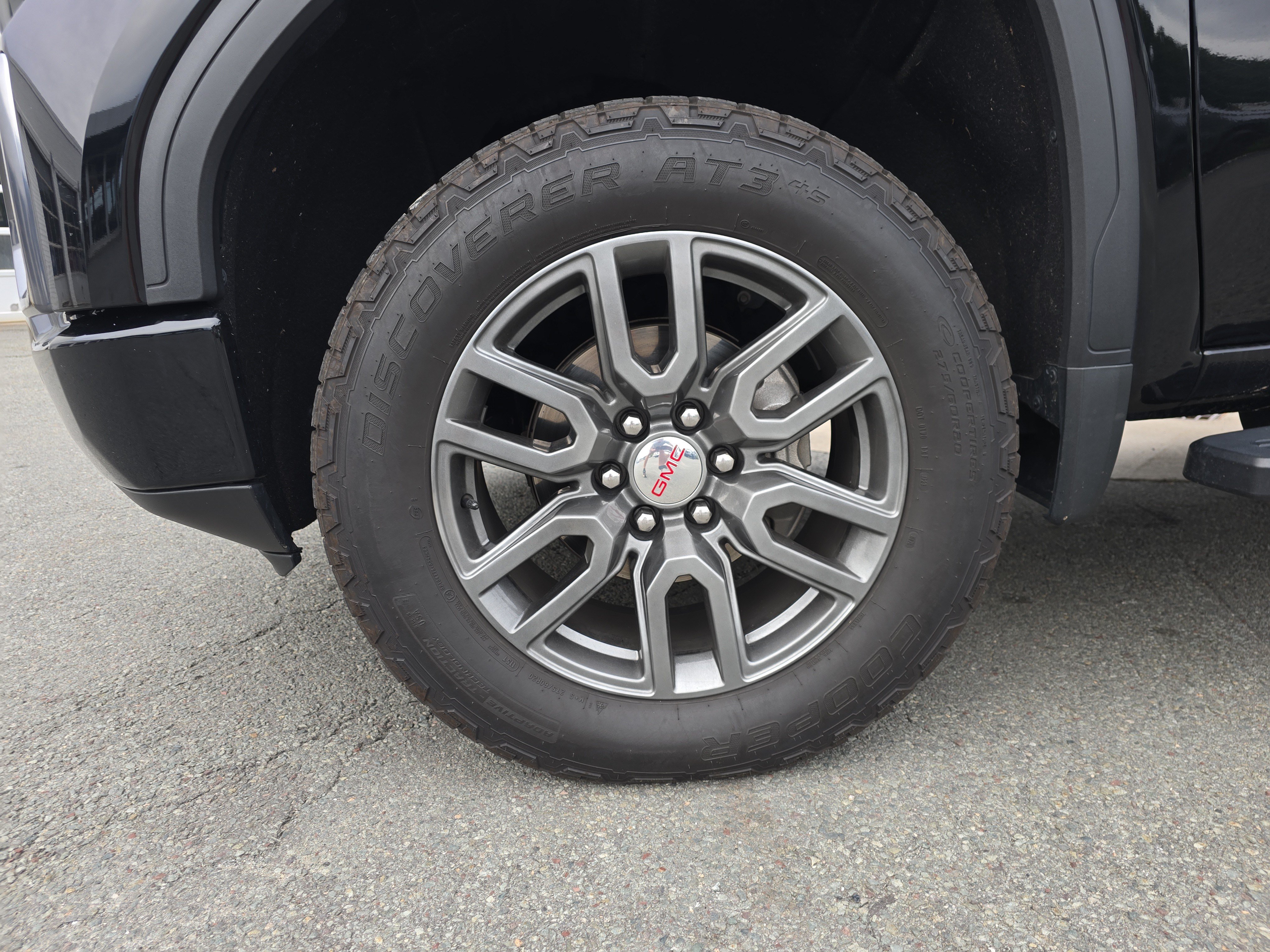 Used 2020 GMC Sierra 1500 AT4 w/ AT4 Premium Package AWD/4WD image 12