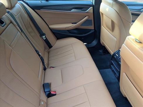 Used 2023 BMW 530e 530e w/ M Sport Package image 20