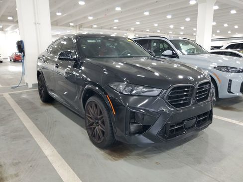 Used 2025 BMW X6 M Competition w/ Executive Package image 2