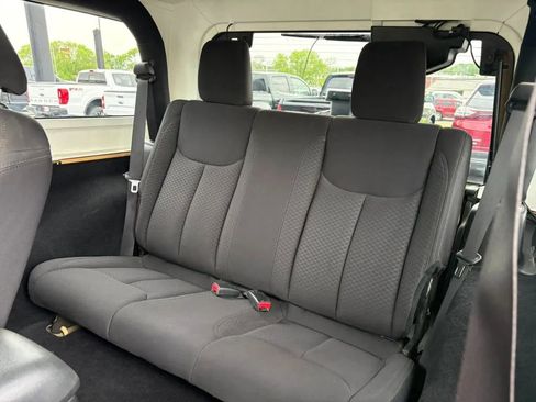 Used 2013 Jeep Wrangler Sport AWD/4WD image 14