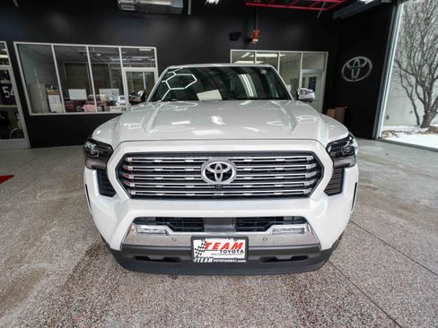 Used 2025 Toyota Tacoma Limited image 6