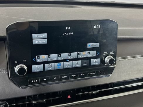 Used 2024 Mitsubishi Outlander SE image 19