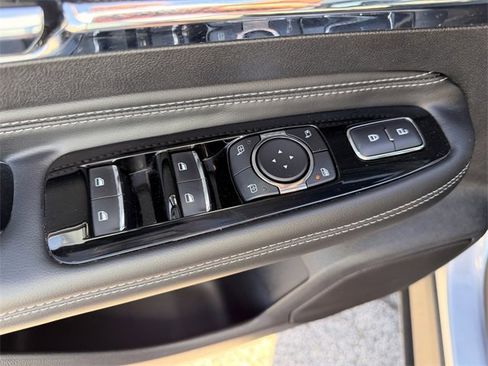 Certified 2022 Lincoln Corsair Reserve w/ Equipment Group 201A image 19