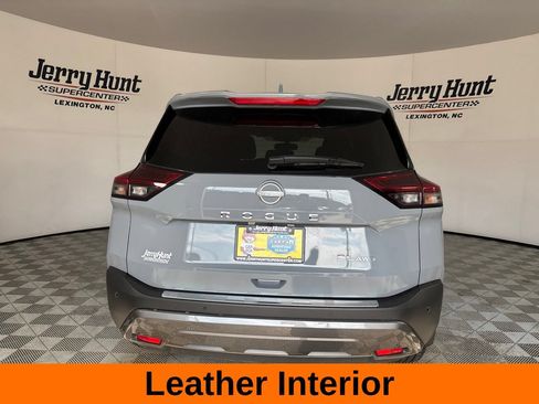 Used 2023 Nissan Rogue SL w/ SL Premium Package AWD/4WD image 7