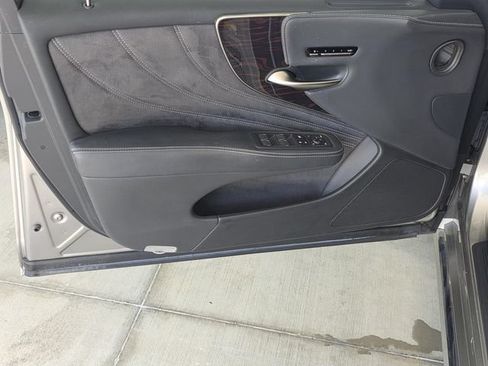 Certified 2023 Lexus LS 500 w/ Interior Upgrade Package RWD image 35