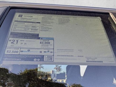 New 2025 Toyota Tacoma SR5 image 17