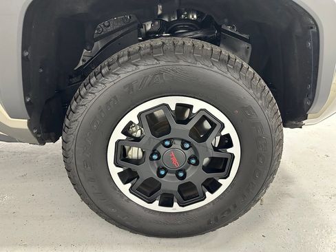Used 2026 Toyota Tacoma TRD Off-Road AWD/4WD image 61