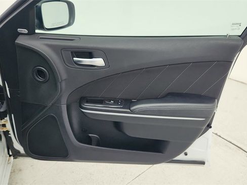 Used 2023 Dodge Charger SXT image 31