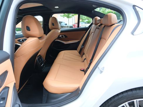 Used 2024 BMW 330i Sedan image 22