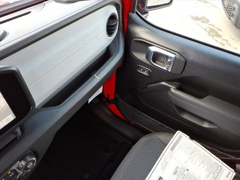 New 2026 Jeep Wrangler Unlimited Sport image 31