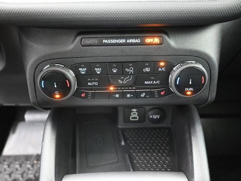 Certified 2023 Ford Bronco Sport Outer Banks w/ Tech Package AWD/4WD image 9