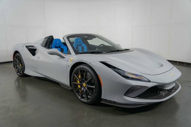 Used 2023 Ferrari F8 Tributo RWD image 2