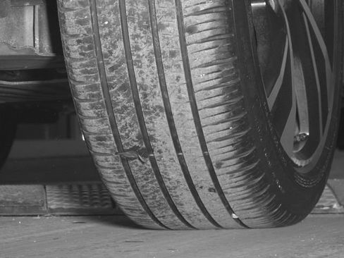 Used 2021 Volvo XC40 T5 R-Design w/ Protection Package Premier image 45