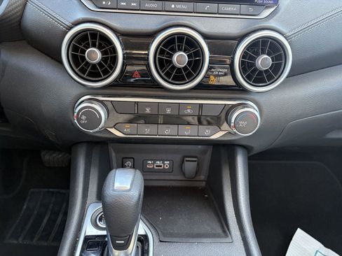 Used 2024 Nissan Sentra SV image 15