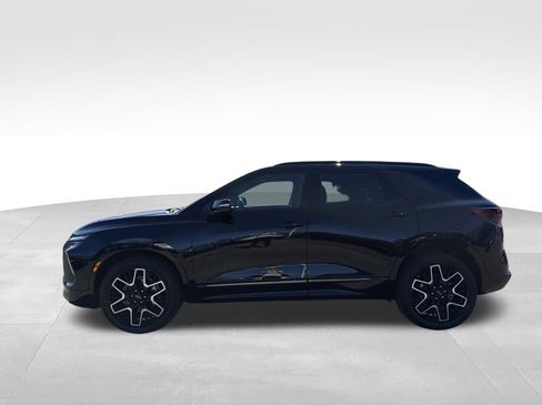 Used 2023 Chevrolet Blazer RS w/ Driver Confidence II Package image 7