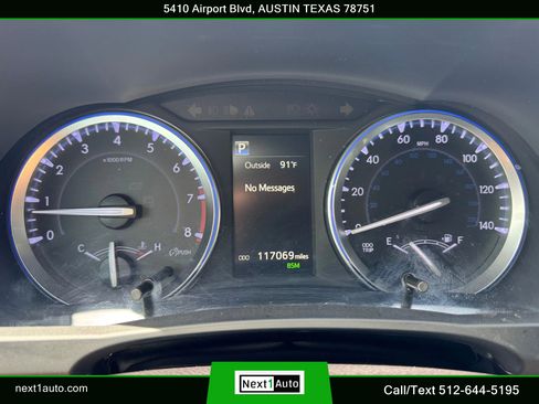 Used 2018 Toyota Highlander Limited FWD image 22