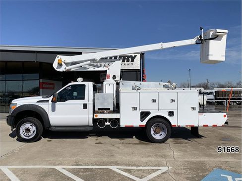 Used 2012 Ford F550 Regular Cab w/ PWR Equipment Group image 6