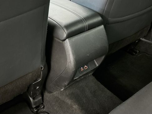 Used 2025 Nissan Altima 2.5 SV FWD image 27