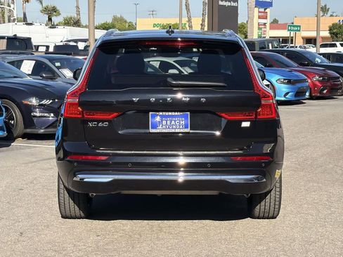 Used 2022 Volvo XC60 T8 Inscription Expression w/ Protection Package Premier image 5