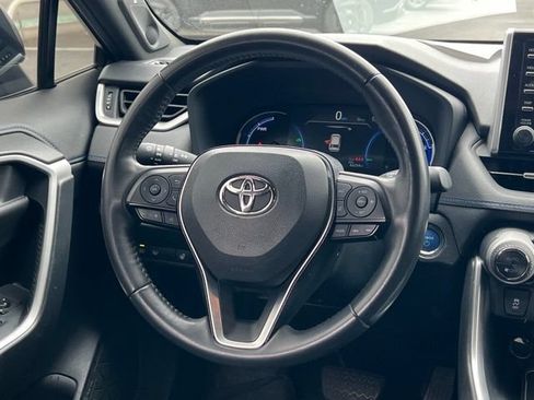 Used 2020 Toyota RAV4 XSE w/ XSE Grade Weather Package AWD/4WD image 14
