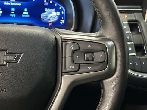 Used 2022 Chevrolet Tahoe Z71 w/ Luxury Package AWD/4WD image 18
