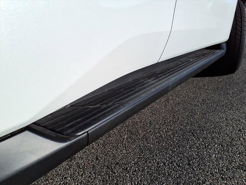 New 2026 Nissan Armada SL w/ Convenience Package image 7