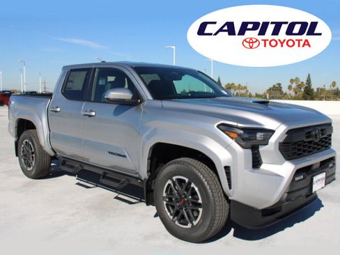 New 2025 Toyota Tacoma TRD Sport image 1