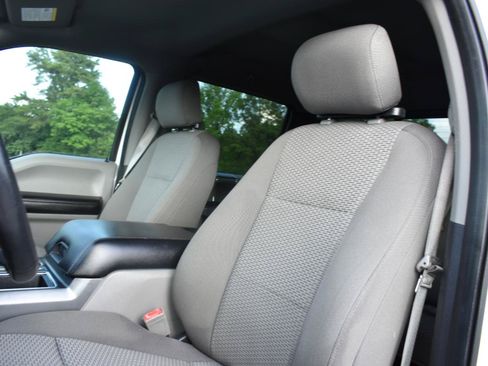Used 2018 Ford F150 XLT w/ Equipment Group 302A Luxury AWD/4WD image 23