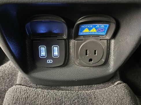 Used 2024 Genesis GV80 2.5T AWD/4WD image 38