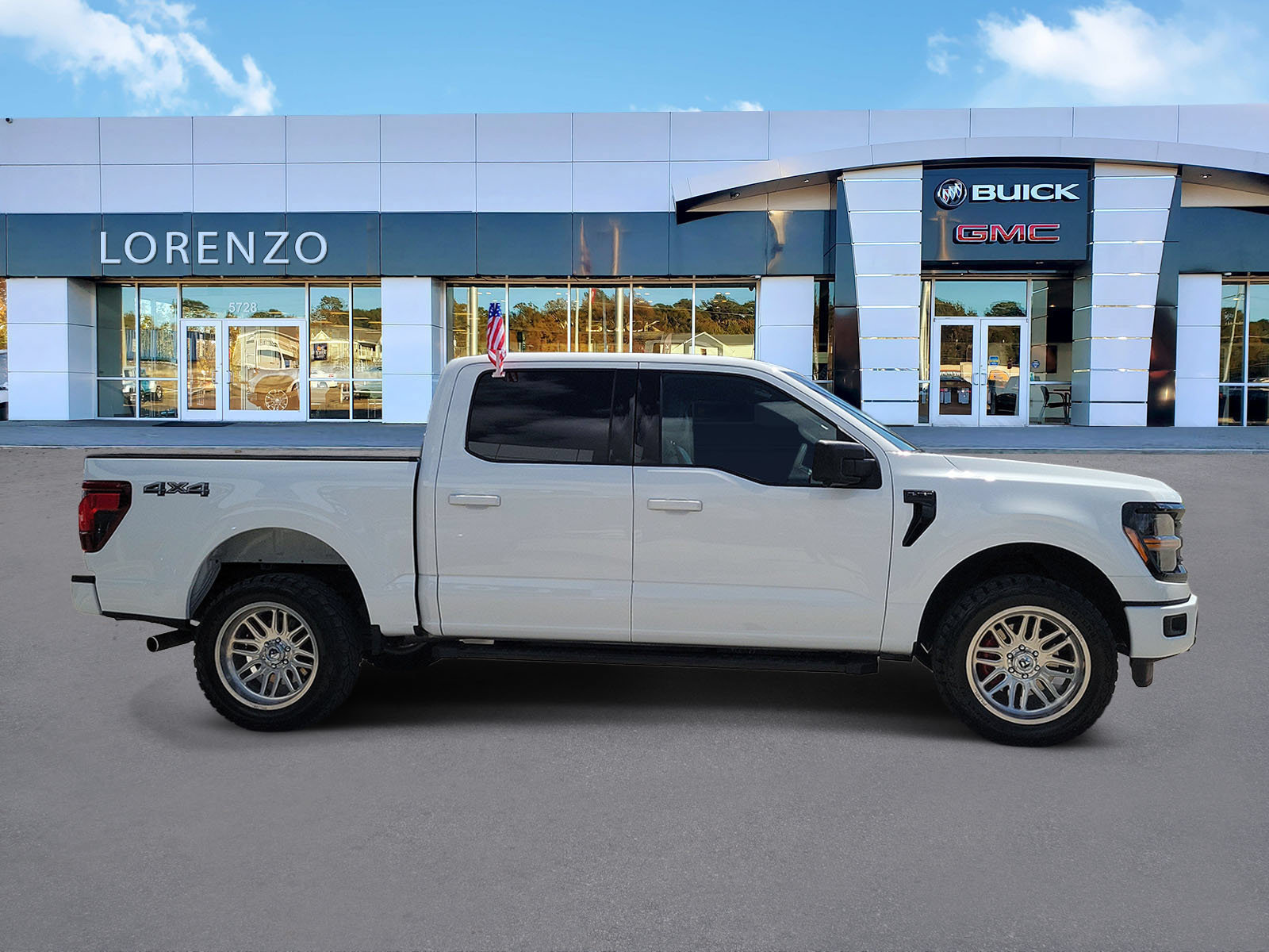 Used 2024 Ford F150 XLT w/ Tow/Haul Package AWD/4WD image 4
