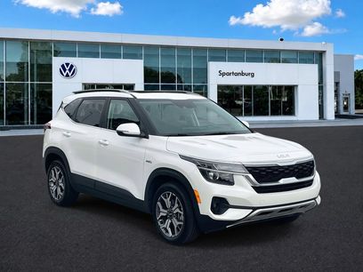 Used 2023 Kia Seltos EX